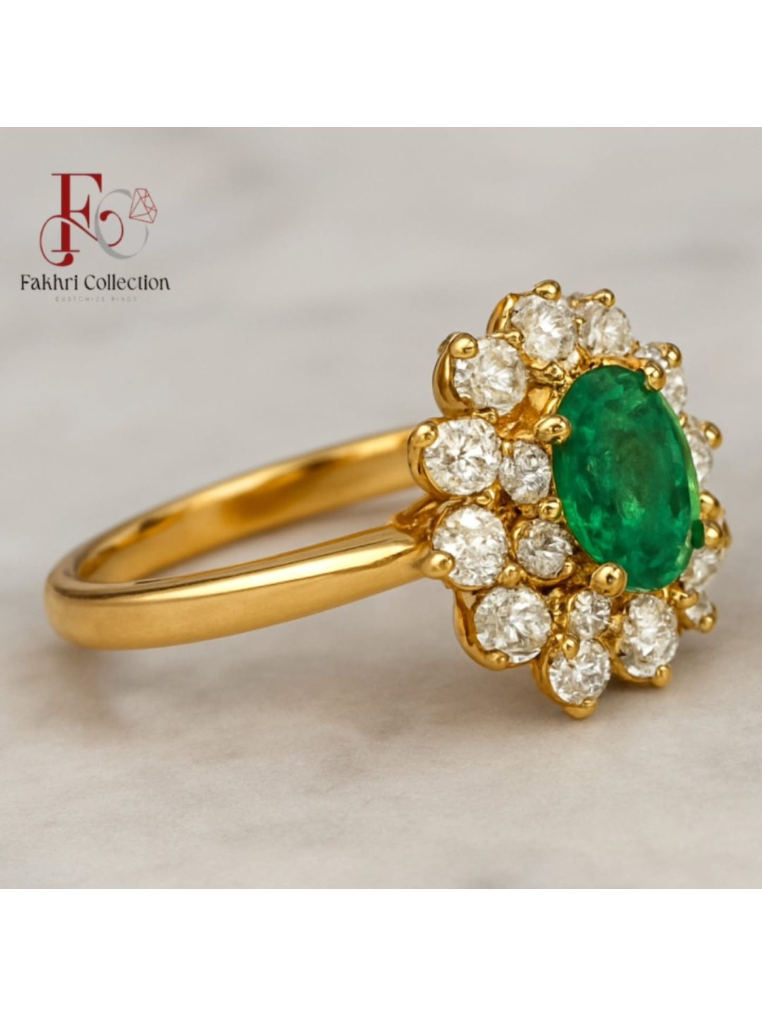 Emerald Golden Ring With Diamonds