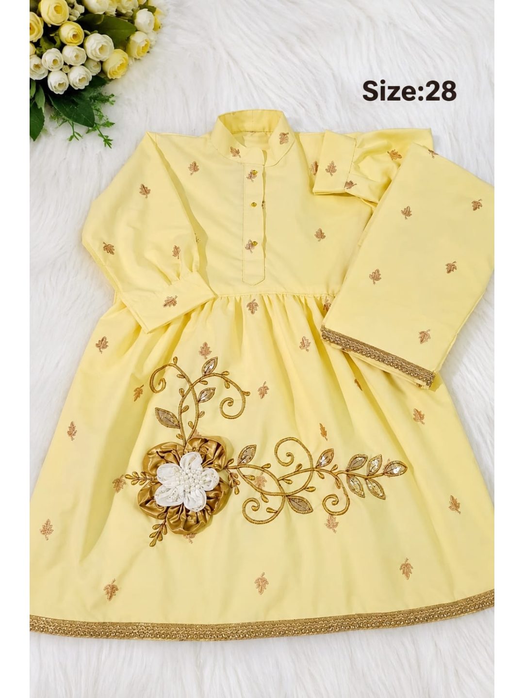 Yellow Gold Flower | Size = 28